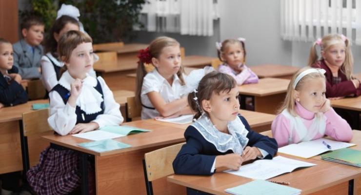 В киевские школы хотят вернуть бесплатные завтраки