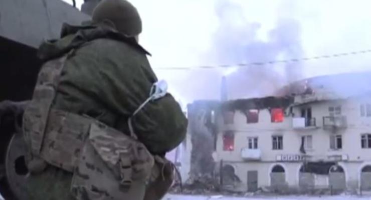 В интернете появилось видео боев за Углегорск, снятое боевиками