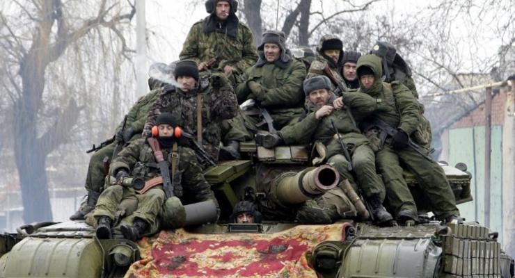Геращенко: 95% танков боевиков брошены на окружение Дебальцево
