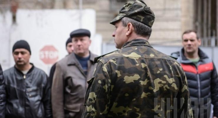 Мобилизация: в Черновцах "явка катастрофическая", а на Закарпатье план выполнен на 20%