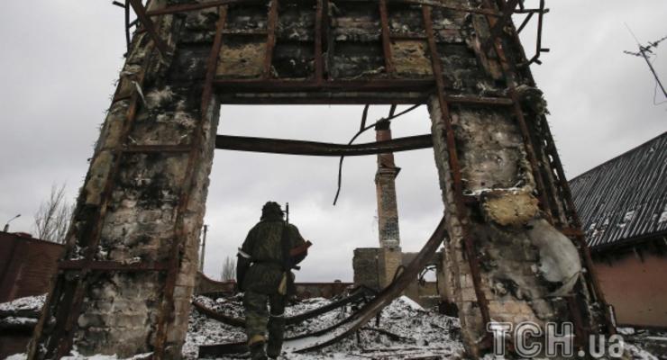Украинские военные покинули Углегорск, у штаба АТО он "ничей"