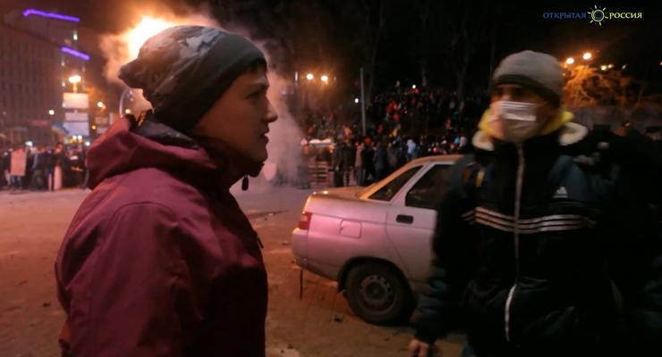 В Сеть выложили видео с Надеждой Савченко во время протестов на Грушевского