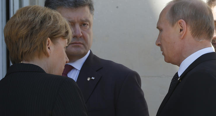 Порошенко, Путин и Меркель обсудили по телефону ситуацию в Украине