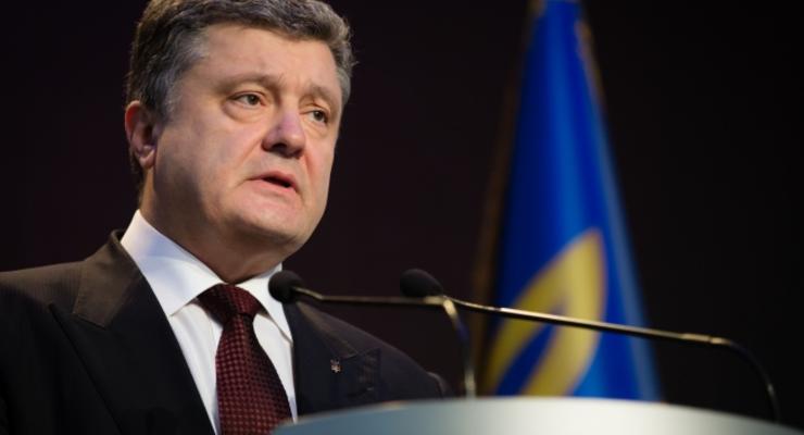 Речь Порошенко на Майдане: Украинцы защищают независимость от "проклятой орды"