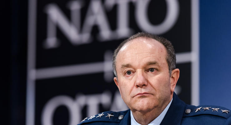 Генерал НАТО прогнозирует новые действия на Донбассе, так как Путин "не достиг цели"