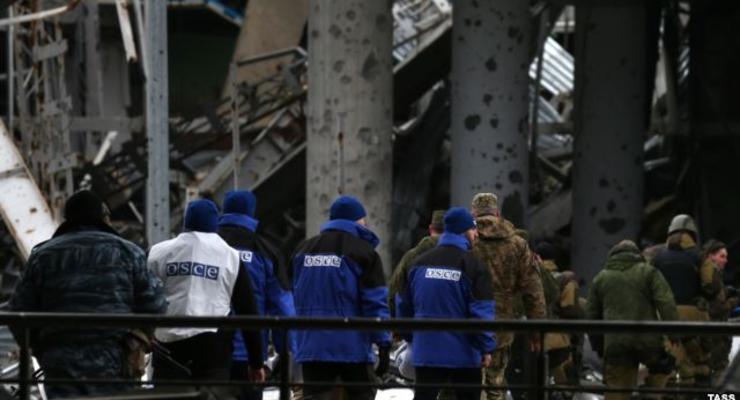 Боевики сообщили миссии ОБСЕ о 100 пленных в Донецком аэропорту
