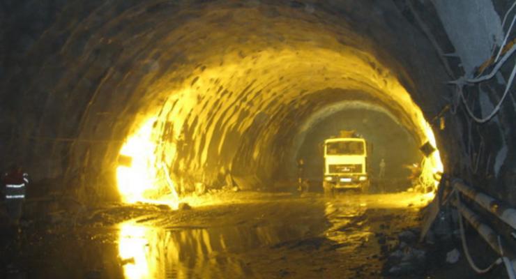 Проложено уже больше половины Бескидского тоннеля