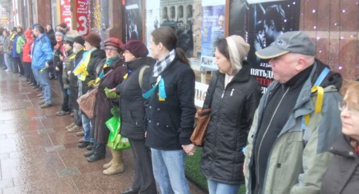 В Санкт-Петербурге разогнали акцию в поддержку Савченко,  участников задержали
