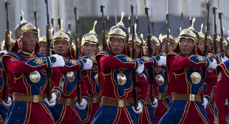 Монгольская армия примет участие в параде в Москве