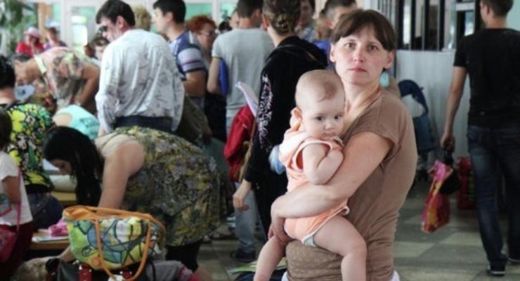 1,8 млн жителей Украины стали переселенцами или беженцами - ООН