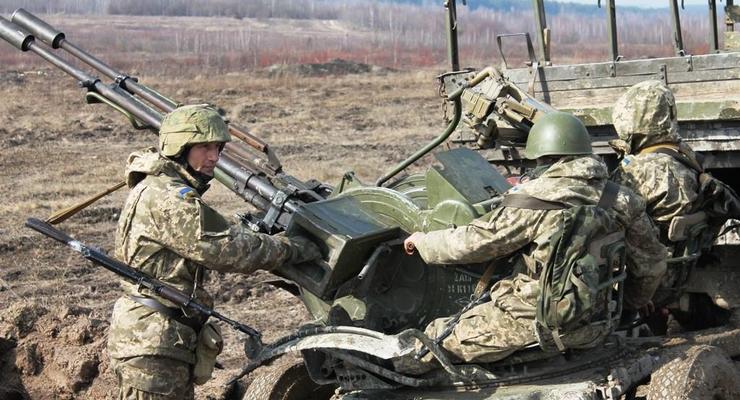 Советник главы МВД: Боевики концентрируют тяжелое вооружение под Новоазовском
