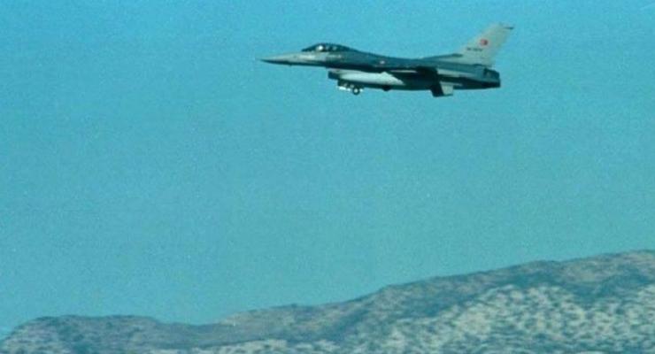 Турецкие истребители перехватили самолет-шпион ВВС РФ - СМИ