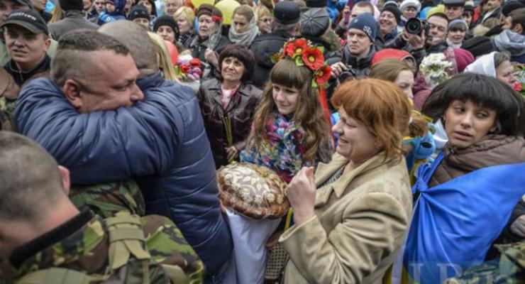 Белая Церковь объятиями встретила 300 бойцов 72-й бригады