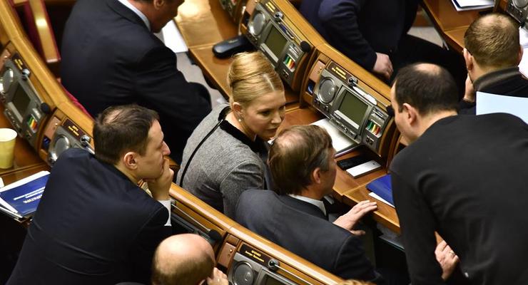 Три фракции в коалиции не готовы голосовать за особый статус Донбасса