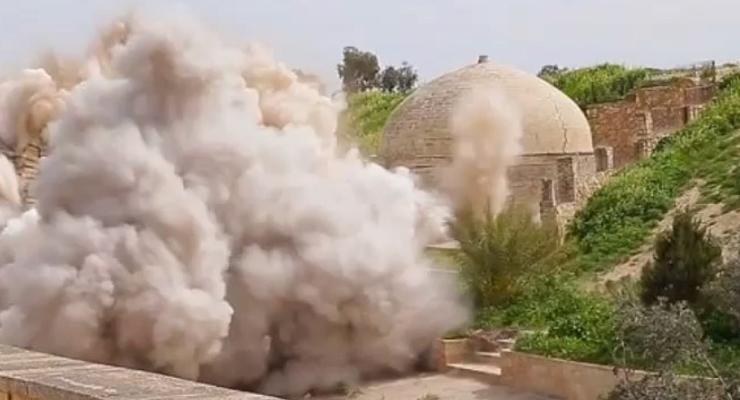Экстремисты ИГ взорвали древний христианский монастырь