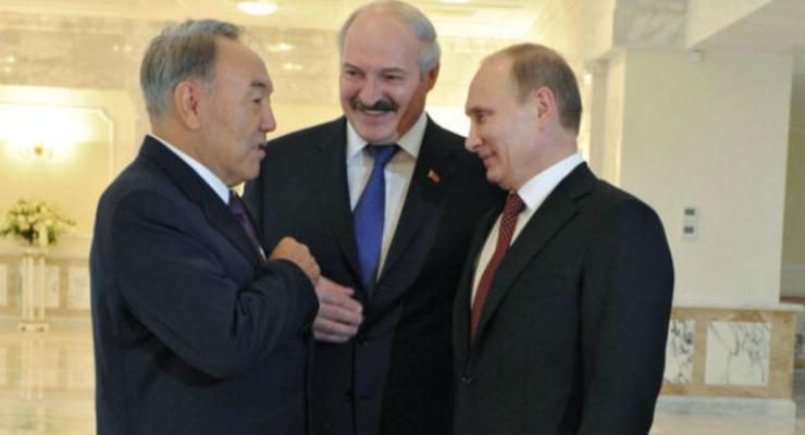 В Астане состоялась встреча Назарбаева, Путина и Лукашенко