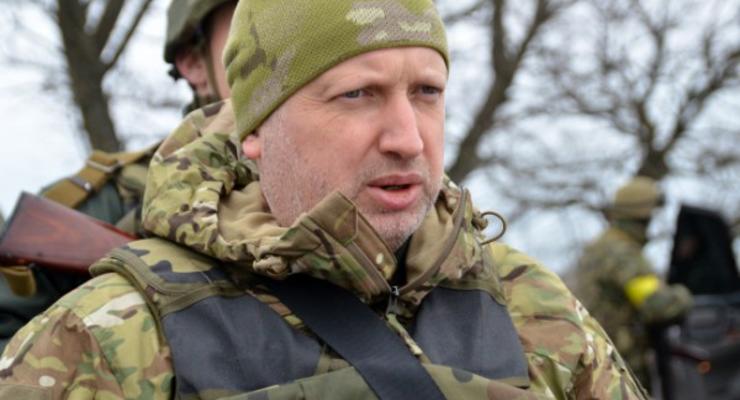 Турчинов: Путин готовит масштабную военную операцию на Донбассе
