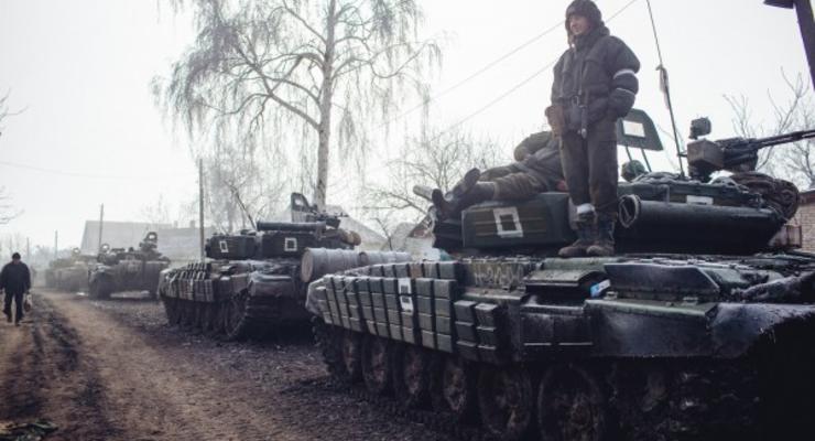 В Горловку вошла колонна из примерно 10 танков - Шкиряк