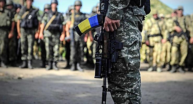 Личных армий у губернаторов в Украине не будет - Порошенко