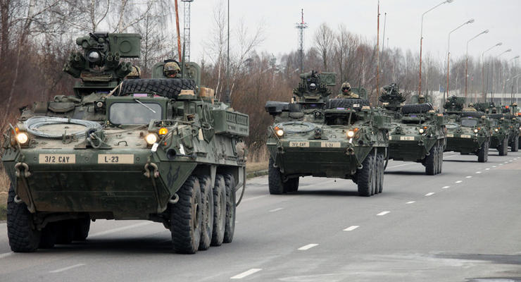 В Польше военные сборы: повестки получат 12 тысяч резервистов