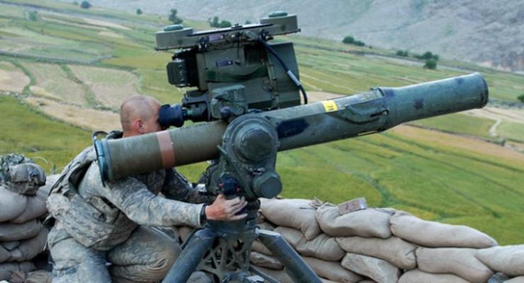 Сенат США принял резолюцию с призывом о передаче летального оружия Украине