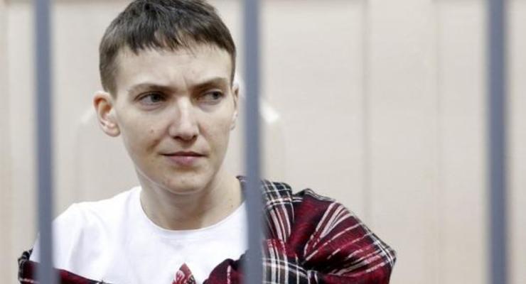 Следователи намеревались обвинить Савченко в пытках священника - адвокат