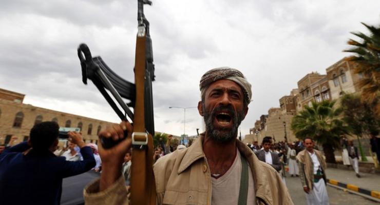 Йеменские мятежники угрожают перекрытием "нефтяного" пролива