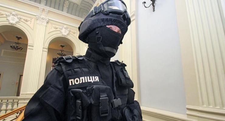 Зарплата патрульных полицейских составит до 10 тысяч гривен - Аваков