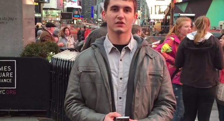 Крымский татарин в Нью-Йорке записал обращение в поддержку телеканала ATR