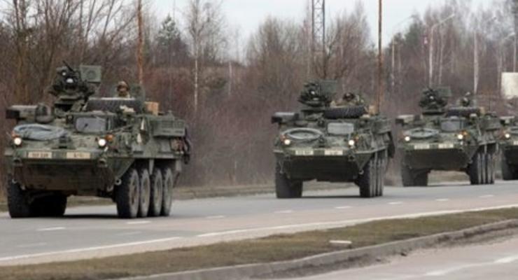 Три колонны американской военной техники въедут в Чехию