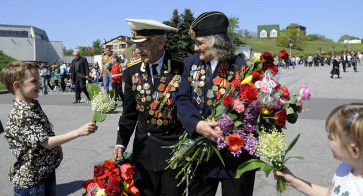МИД РФ пригласил украинских ветеранов на парад в Москву