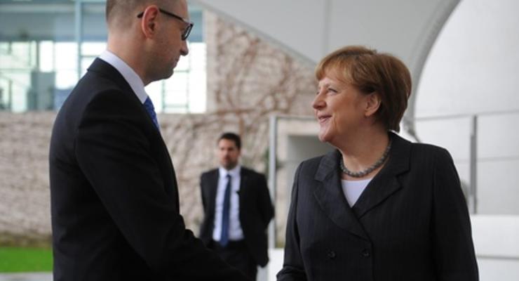 В Берлине Яценюк проводит встречу с Меркель