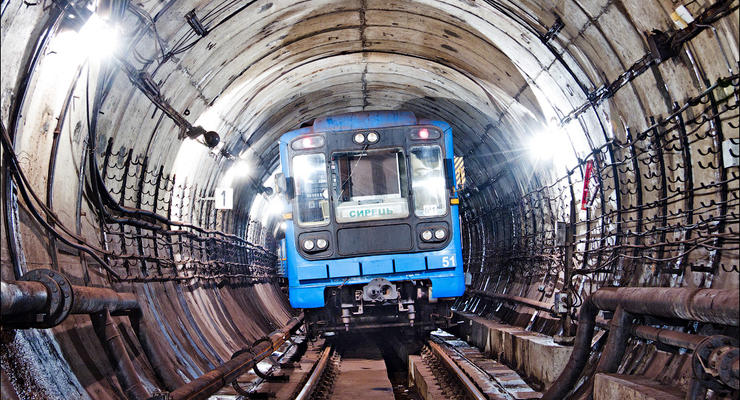 В Киеве создадут кинологический центр, чтобы усилить безопасность в метро