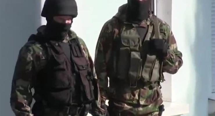 Правозащитники: 2–3 апреля в Крыму силовики обыскали 20 домов