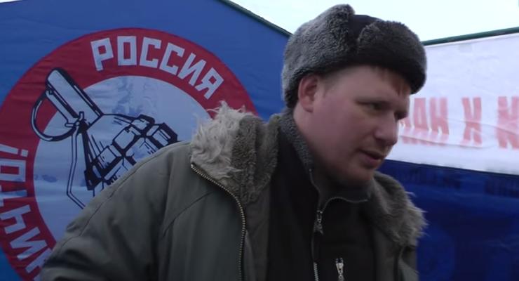 Появилось видео, как москвичка спорит с агитатором Новороссии