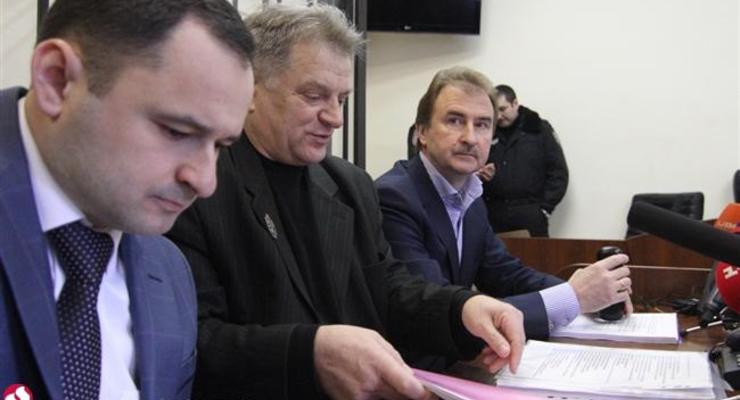 Суд объявил перерыв в рассмотрении дела Попова до 20 апреля