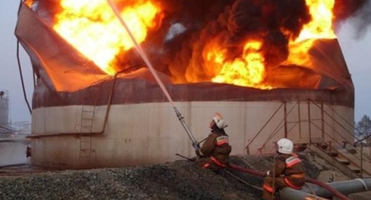 В Ямало-Ненецком округе РФ произошел взрыв нефтяного резервуара