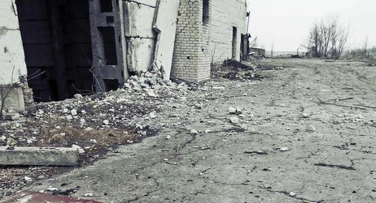 "Карпатская Сечь": Боевики обстреливают Пески из "Утеса"