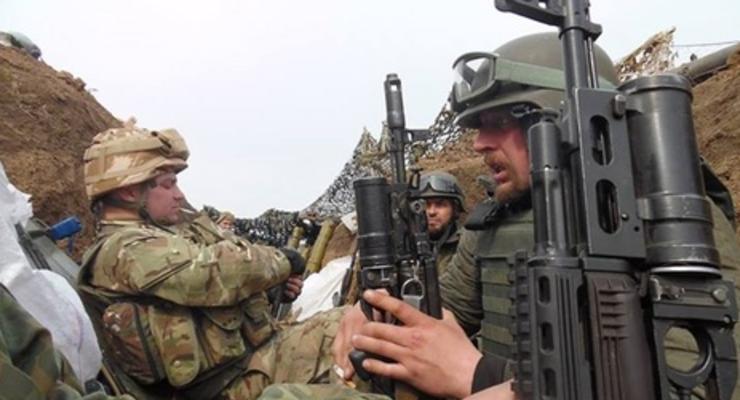 "Азов": Террористы обстреляли позиции украинских военных в районе Авдеевки
