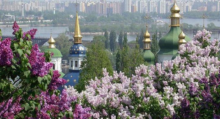 Майские праздники 2015 в Украине: стали известны выходные дни