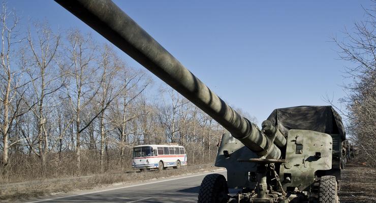"Азов" заявил, что террористы отвели артиллерию от Широкино