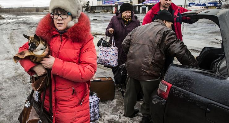 ООН: Почти 900 тысяч украинцев попросили убежища за границей