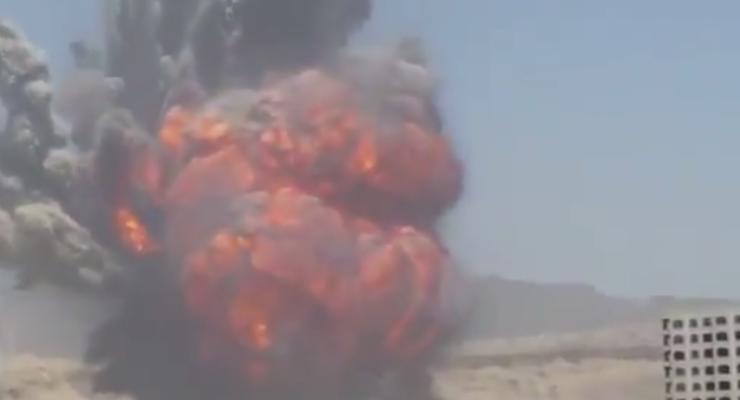 По ракетной базе в Йемене нанесли мощный авиаудар, погибли 25 человек