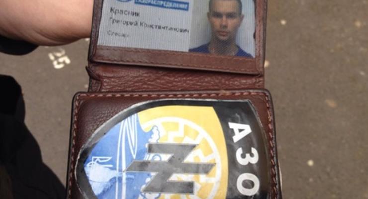Журналист РЕН-ТВ сдал в полицию слесаря Газпрома за симпатии к полку Азов