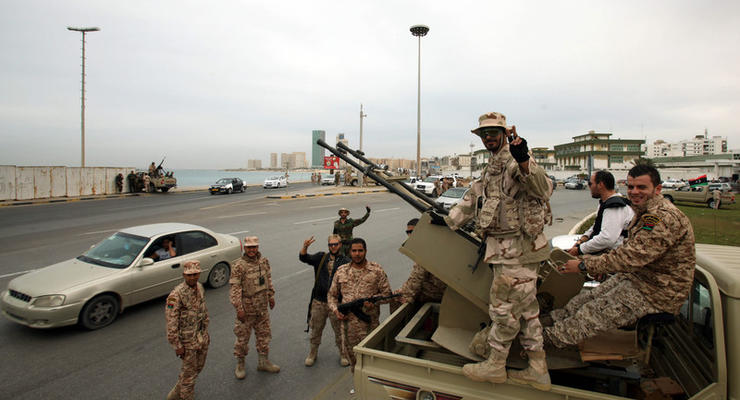 В Ливии противники исламистов начали штурм столицы