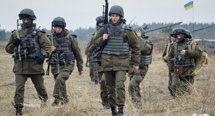 Порошенко утвердил национальную программу сотрудничества Украина-НАТО на 2015 год