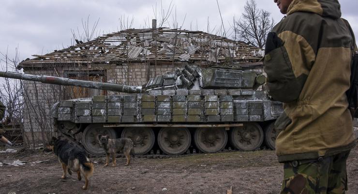 Генсек НАТО: РФ активизировала поставки боевикам, готовится наступление