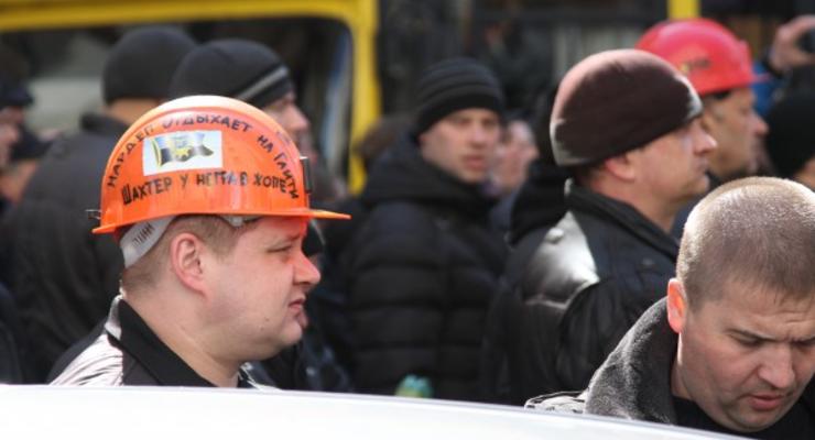 Найем: Ахметов шантажирует Киев шахтерским "бунтом" (документ)