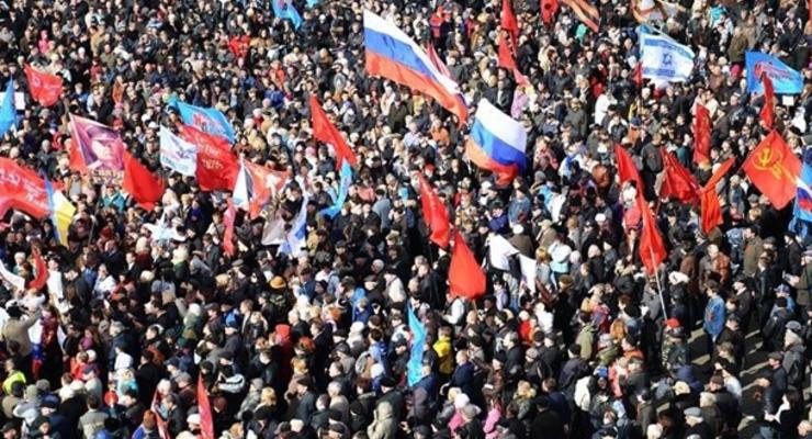 Аваков не видит смысла запрещать массовые акции в Одессе