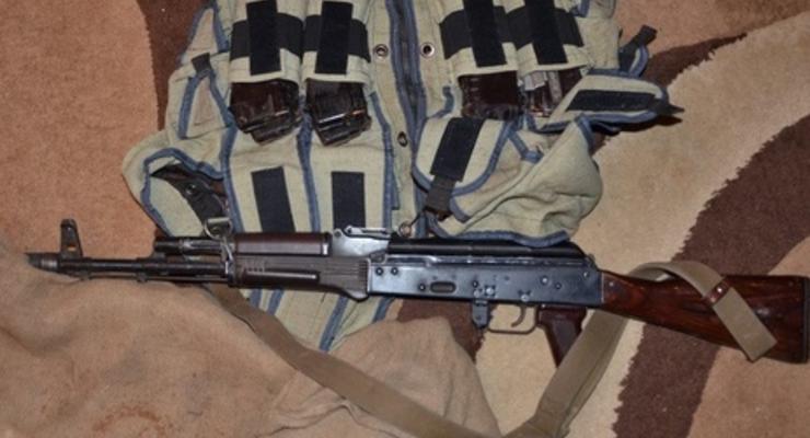 В Луганской области милиционер пытался продать оружие из зоны АТО